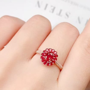 Anel Royal Pigeon Rubi Sangue de Pombo com Diamantes